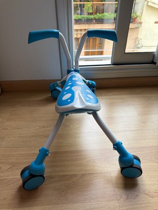 Correpasillos infantil azul