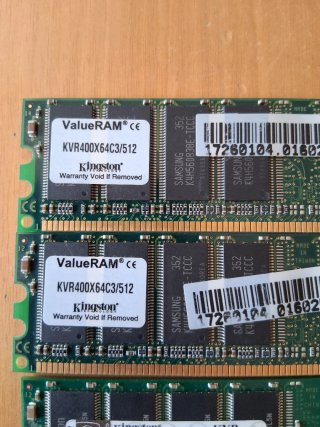 2 Módulos Memoria RAM Kingston 512MB