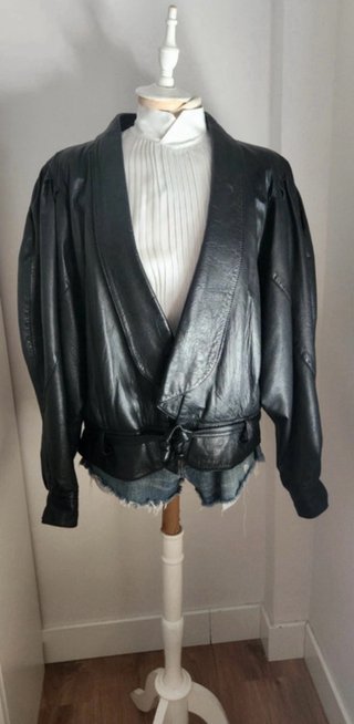 Cazadora de Piel Vintage Negra