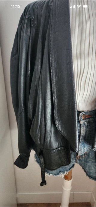 Cazadora de Piel Vintage Negra