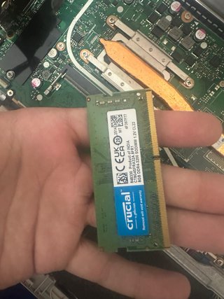 Memoria RAM DDR4 para Portátil Crucial