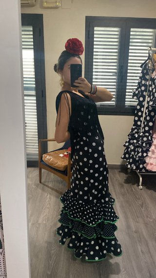 Traje de flamenca con lunares