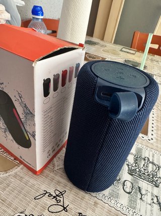 Altavoz Bluetooth azul