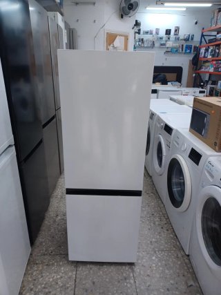 Nevera Blanca 1.43m x 49cm nueva con tara