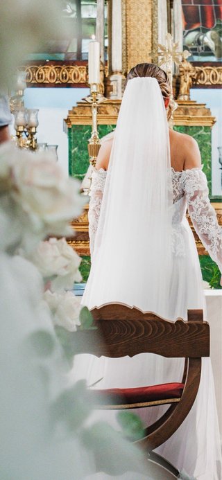 Vestido de Novia con Velo