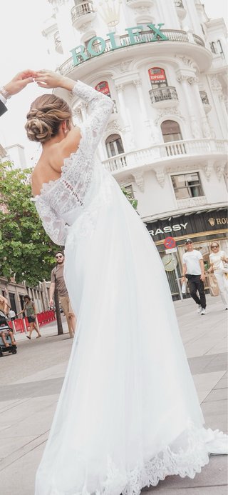 Vestido de Novia con Velo