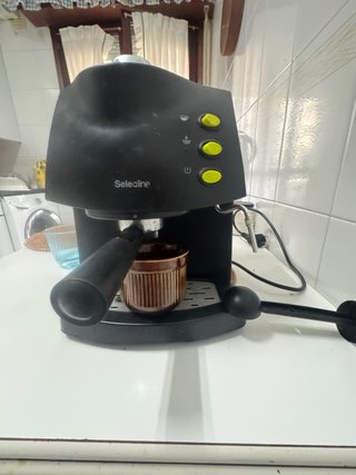 Cafetera Expreso Selecline Negra