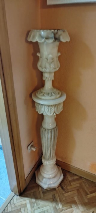 Columna Pedestal Decorativa de Mármol