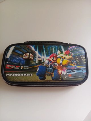 Funda Oficial Nintendo Switch Mario Kart