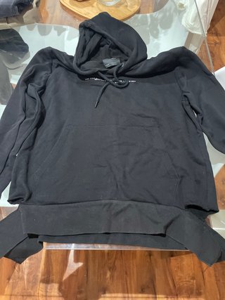 Sudadera Negra Bershka Talla M
