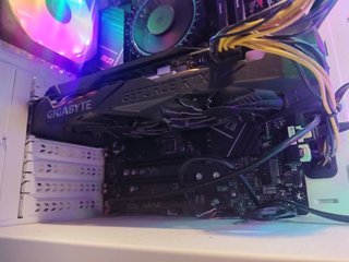 Gigabyte RTX 2060 SUPER Windforce OC 8GB