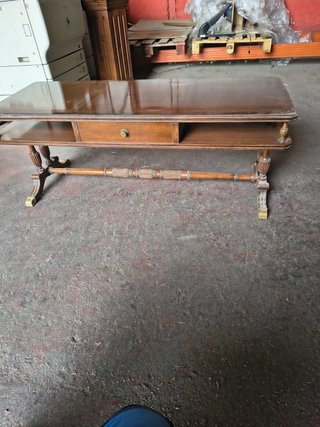 Mesa de centro de madera