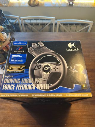 Volante Logitech Driving Force Pro PS2