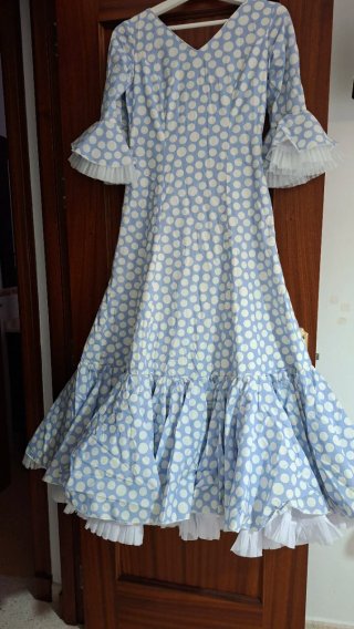 Traje Flamenca lunares azul y blanco