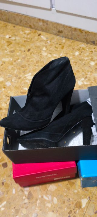 Botines Tacón Zara Negros
