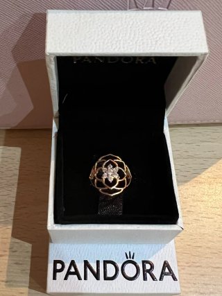 Anillo Pandora Oro Rosa