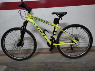 Bicicleta de Montaña NSTAR Amarilla