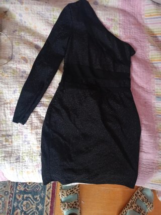 Vestido Negro con Purpurina