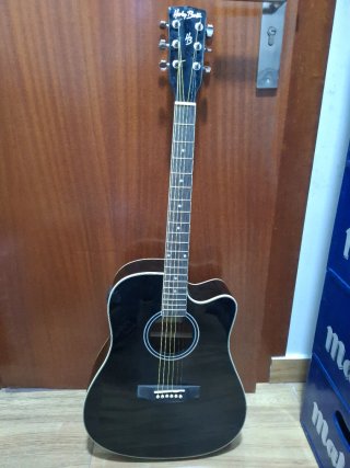 Guitarra Electroacústica Negra