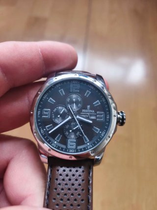 Reloj Festina Cronógrafo Negro y Marrón