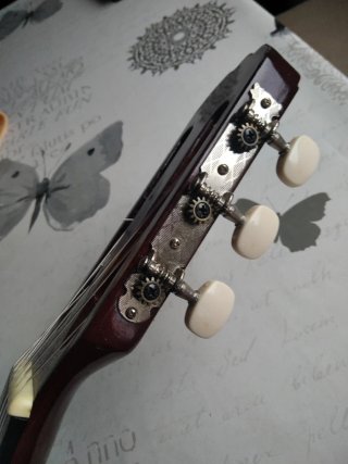Guitarra Sonora SGN-4090 Clásica