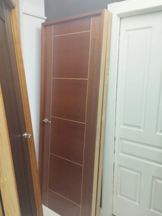 Puertas de madera con diseño diferentes