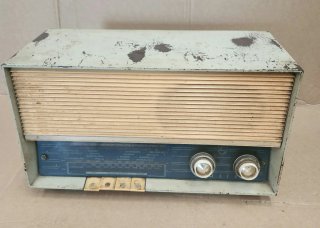 Radio antigua Philips 6 válvulas