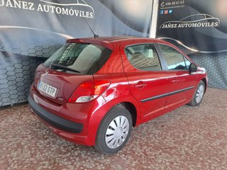 Peugeot 207 2010