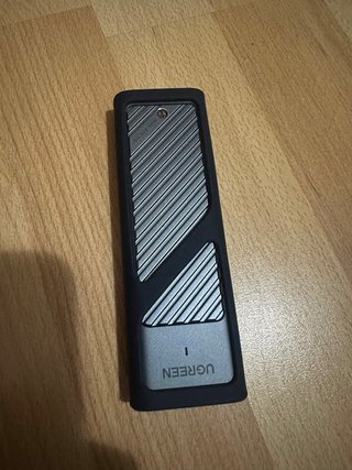 SSD NVMe 1TB Corsair MP600 Core Mini + Carcasa