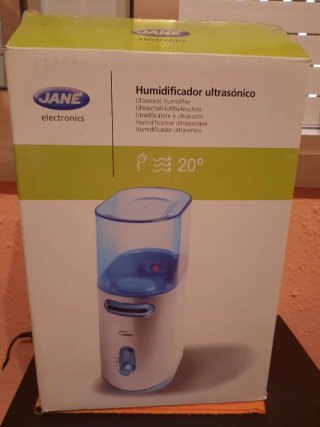 Cuna bebé blanca estilo IKEA