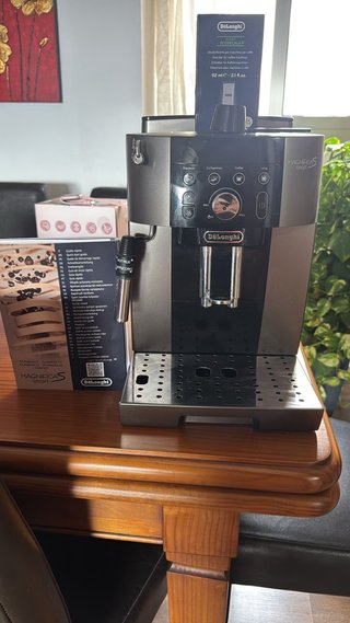Cafetera De'Longhi Magnifica Smart