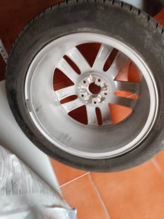 Rueda de Repuesto con Llanta Peugeot 508