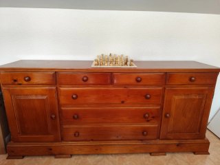 Mesa Extensible, 6 Sillas y Trinchante Rústicos