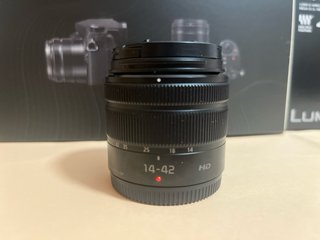 Panasonic Lumix G7 + Objetivo Lumix 14-42mm
