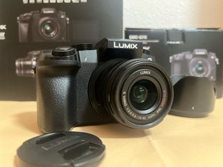 Panasonic Lumix G7 + Objetivo Lumix 14-42mm