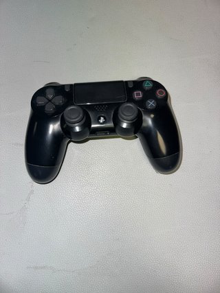 PlayStation 4 Slim + Controller + 7 Giochi PS4