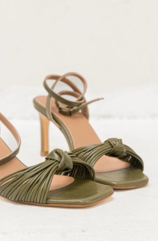 Sandalias de tacón Ganzitos verde oliva T.41