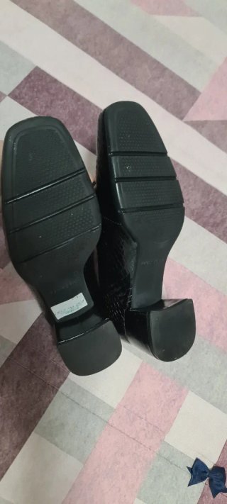 Zapatos de tacón negros