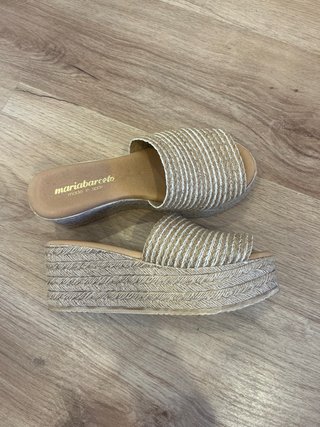 Sandalias plataforma yute Maria Barcelo