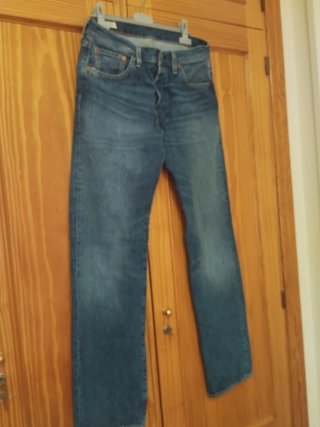 Pantalón vaquero Levi strauss 501 como nuevo.