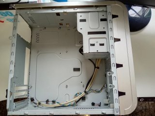 Caja retro PC Packard Bell
