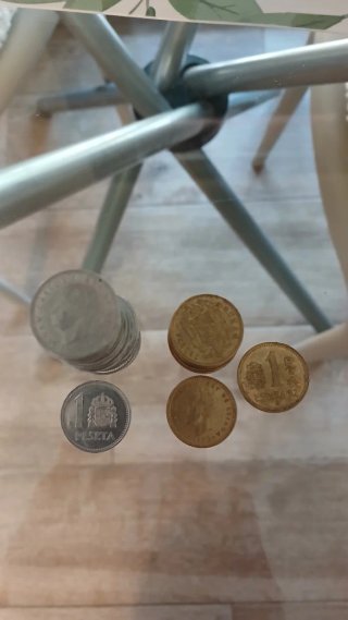 Lote de monedas antiguas escucho oferta