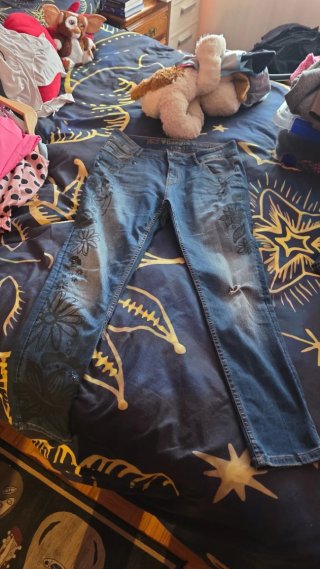 Pantalones Vaqueros con Estampado Floral