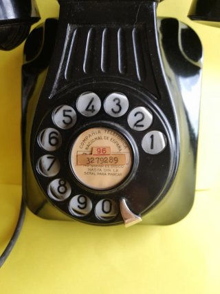 Teléfono Antiguo de Baquelita