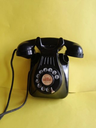 Teléfono Antiguo de Baquelita
