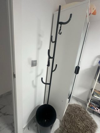 Porta scarpe IKEA nero in piedi