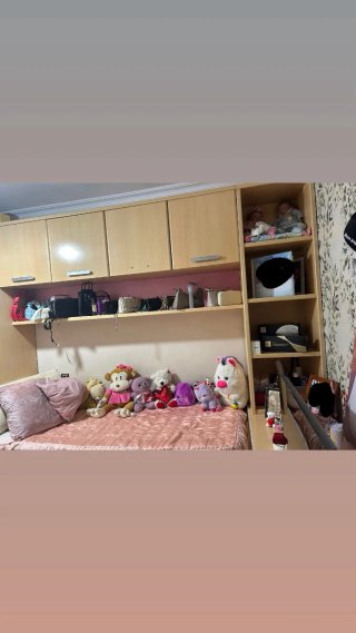 Dormitorio rosa y beige