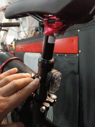 SE vende o se CAMBIA Bicicleta Eléctrica Rockrider