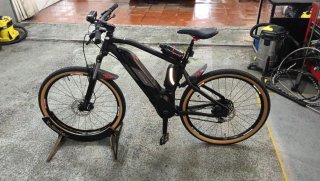 SE vende o se CAMBIA Bicicleta Eléctrica Rockrider