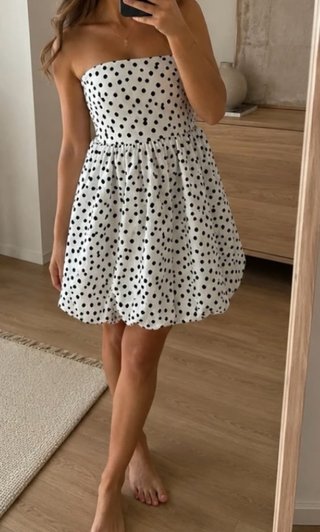 Vestido corto lunares blanco y negro Talla M